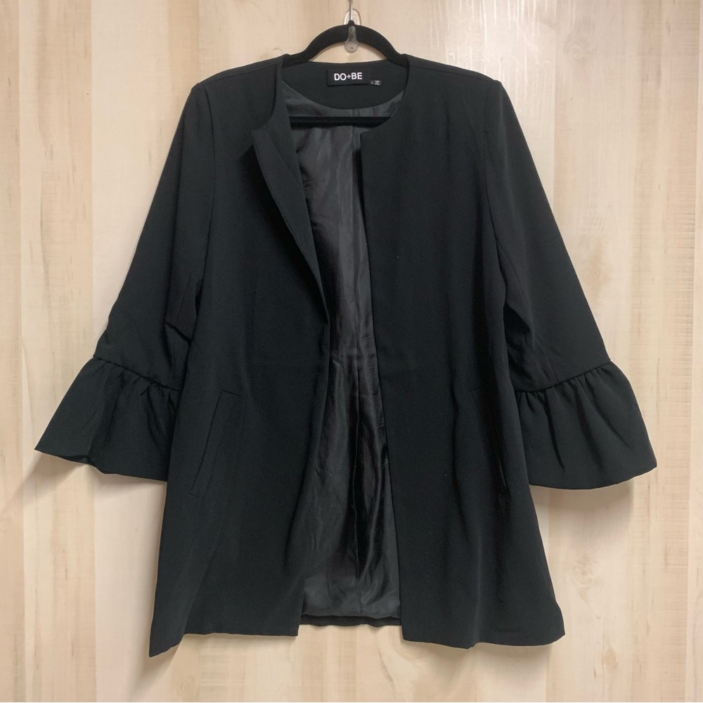 DO + BE Ruffle Classic Blazer Size Large - Picture 6 of 11